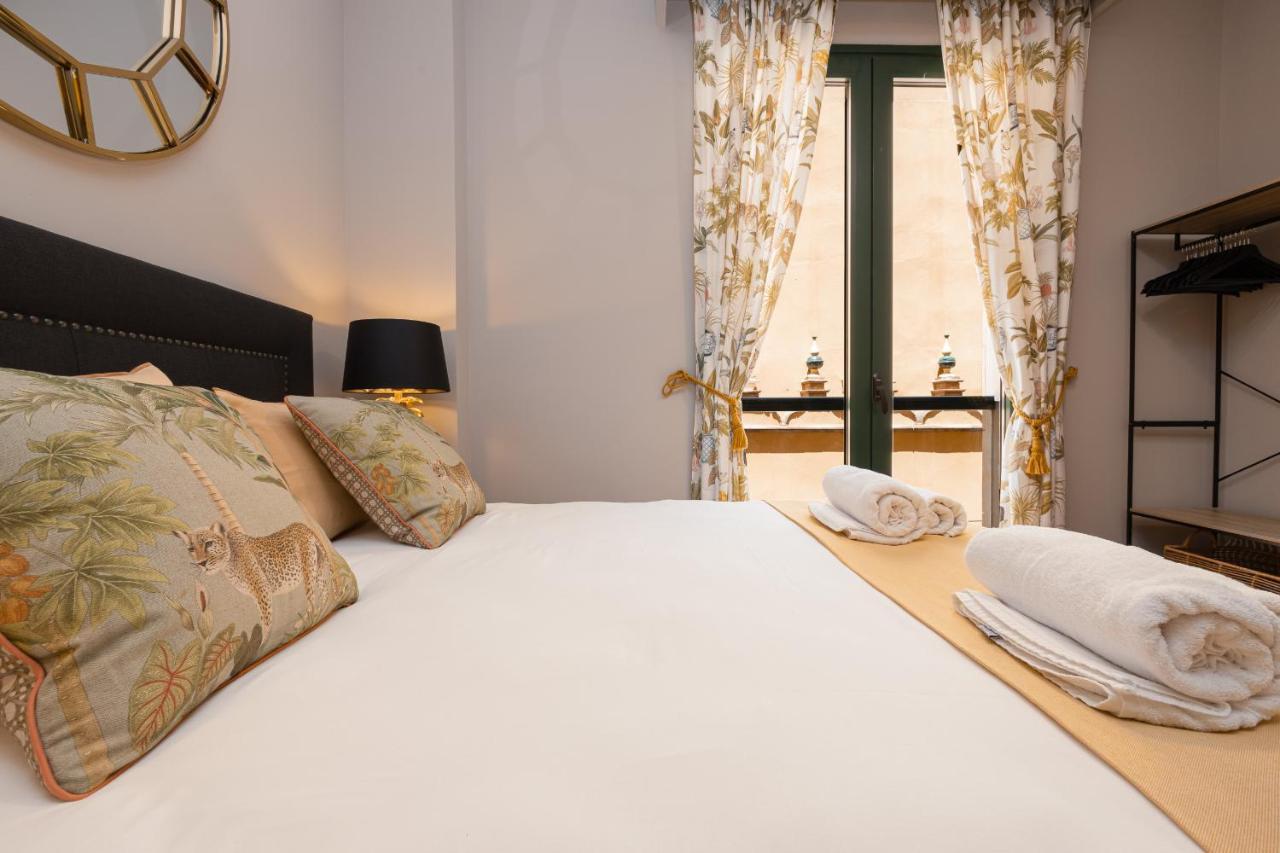 C31 Deluxe Apartment Into Cathedral Square Malaga Luaran gambar