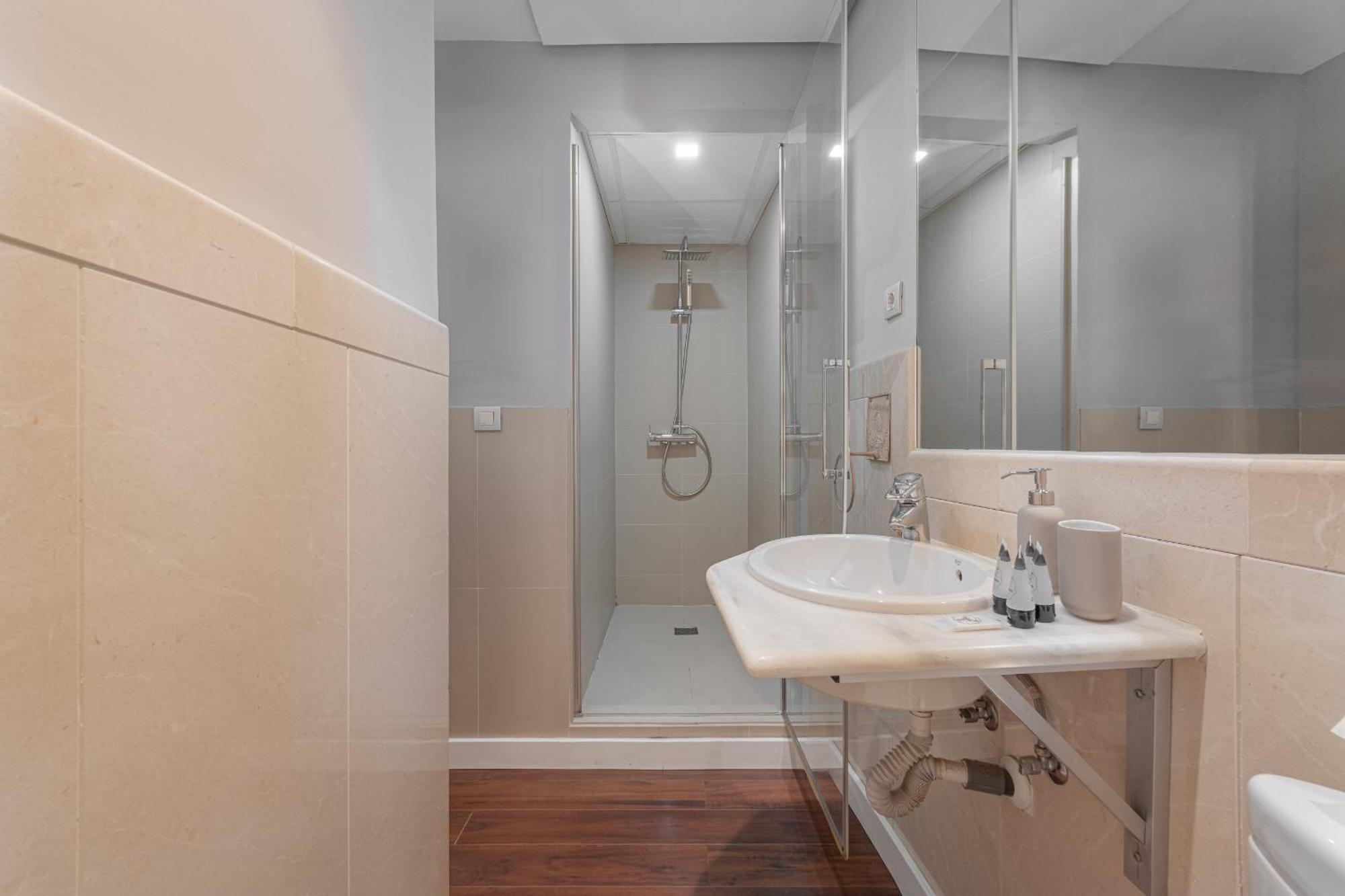C31 Deluxe Apartment Into Cathedral Square Malaga Luaran gambar