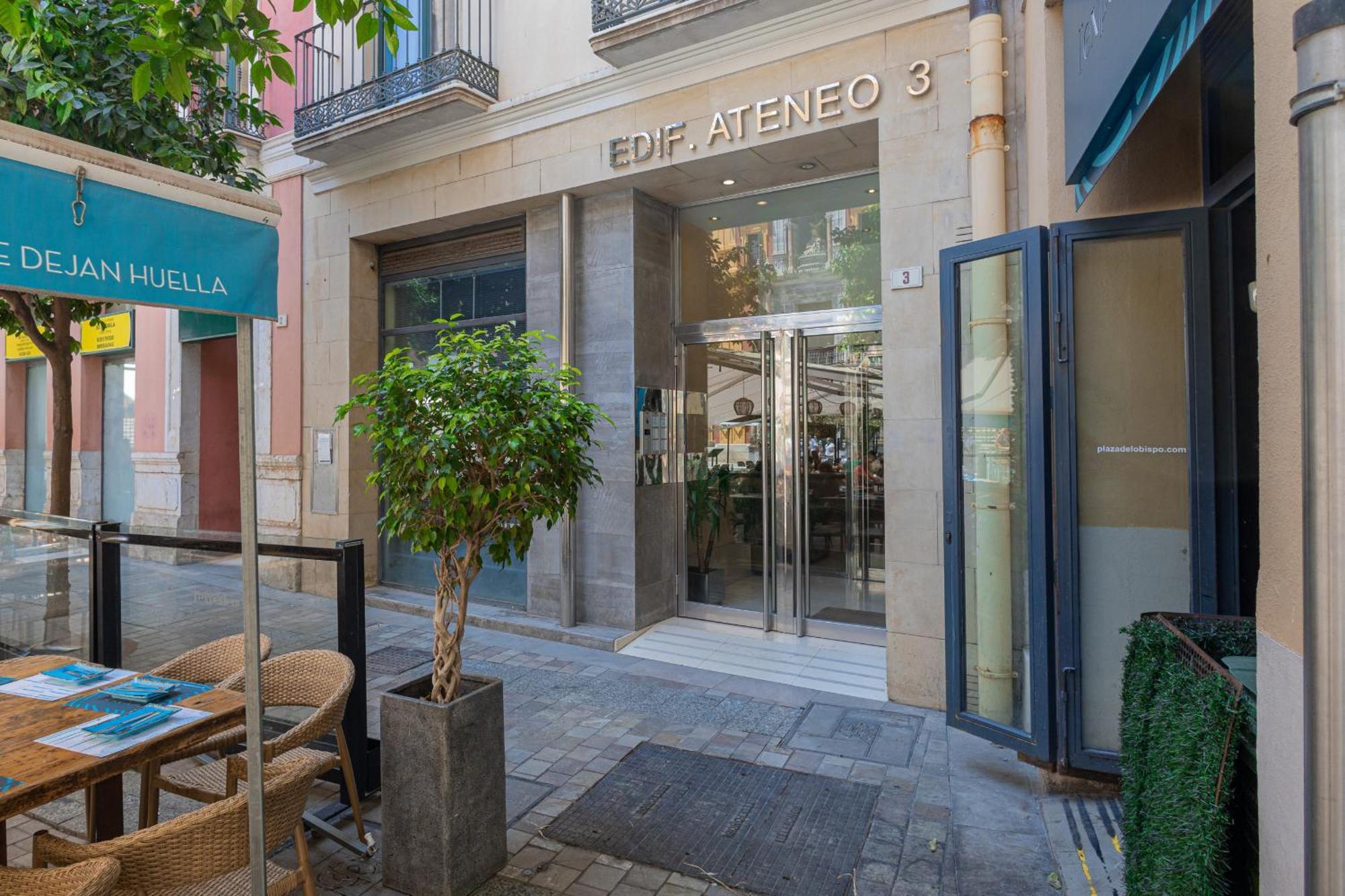 C31 Deluxe Apartment Into Cathedral Square Malaga Luaran gambar